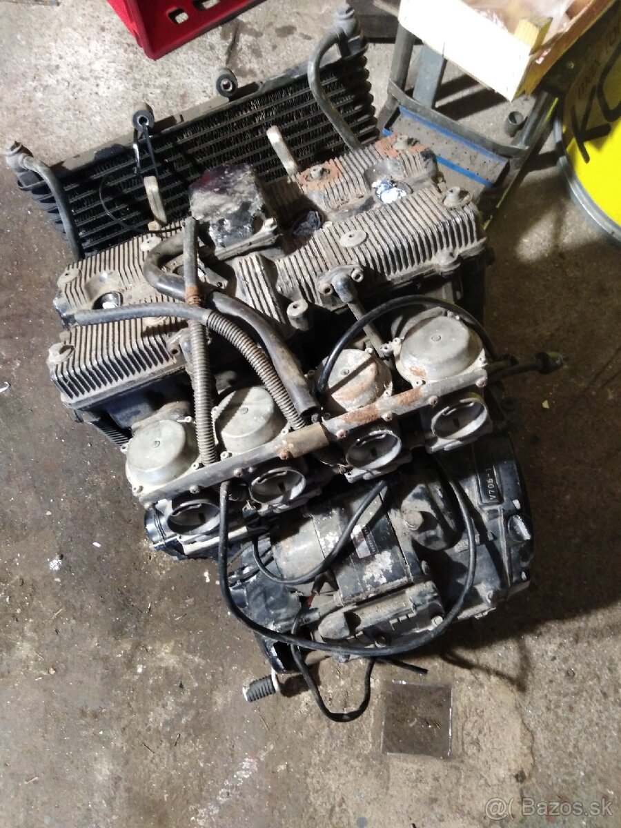 Suzuki gsxf 1100 - 8