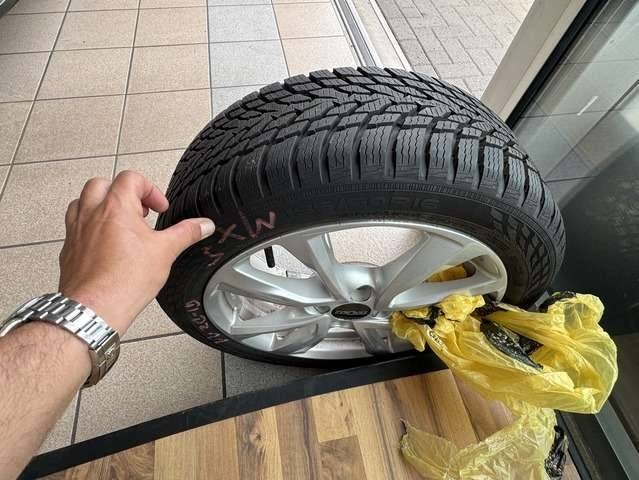 Mazda MX-5 RF 2.0 Sports-Line - 8