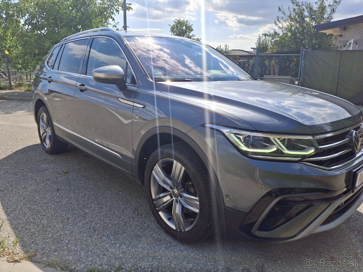 VW Tiguan Allspace Elegance 4Motion - 8