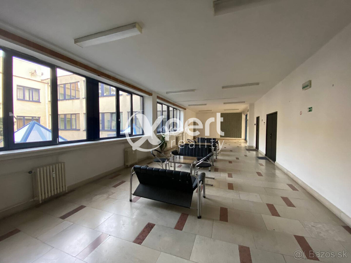 Kancelársky priestor na mieru - CENTRUM - Galanta - 8