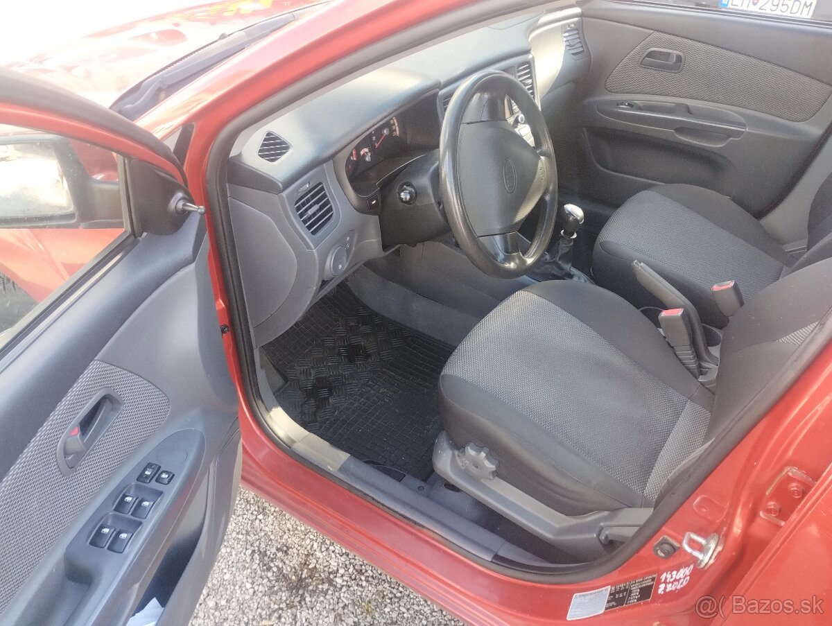 Kia Rio 1.4 LX Plus - 8