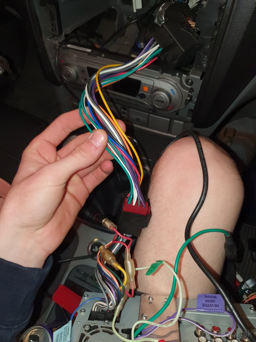 Pozostatky z Ford Focus ll - 8