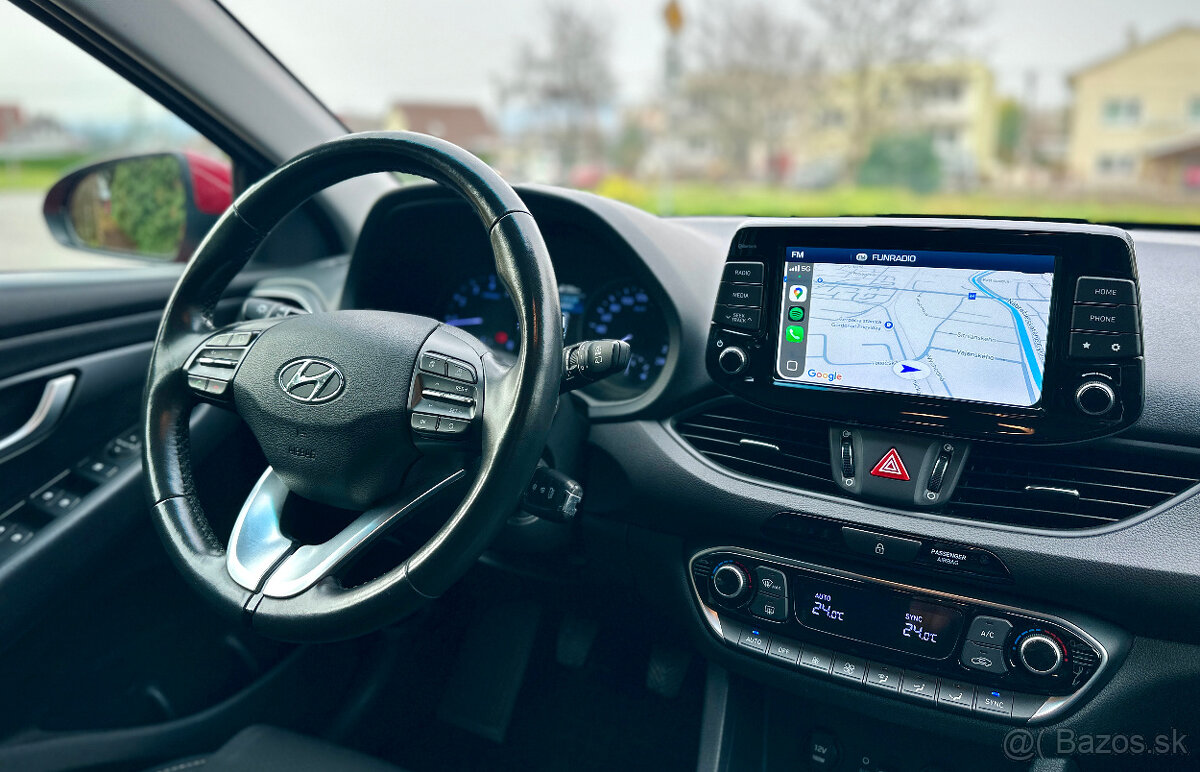 Hyundai i30 CW Kombi 1.4 T-GDi Slovensko - 8