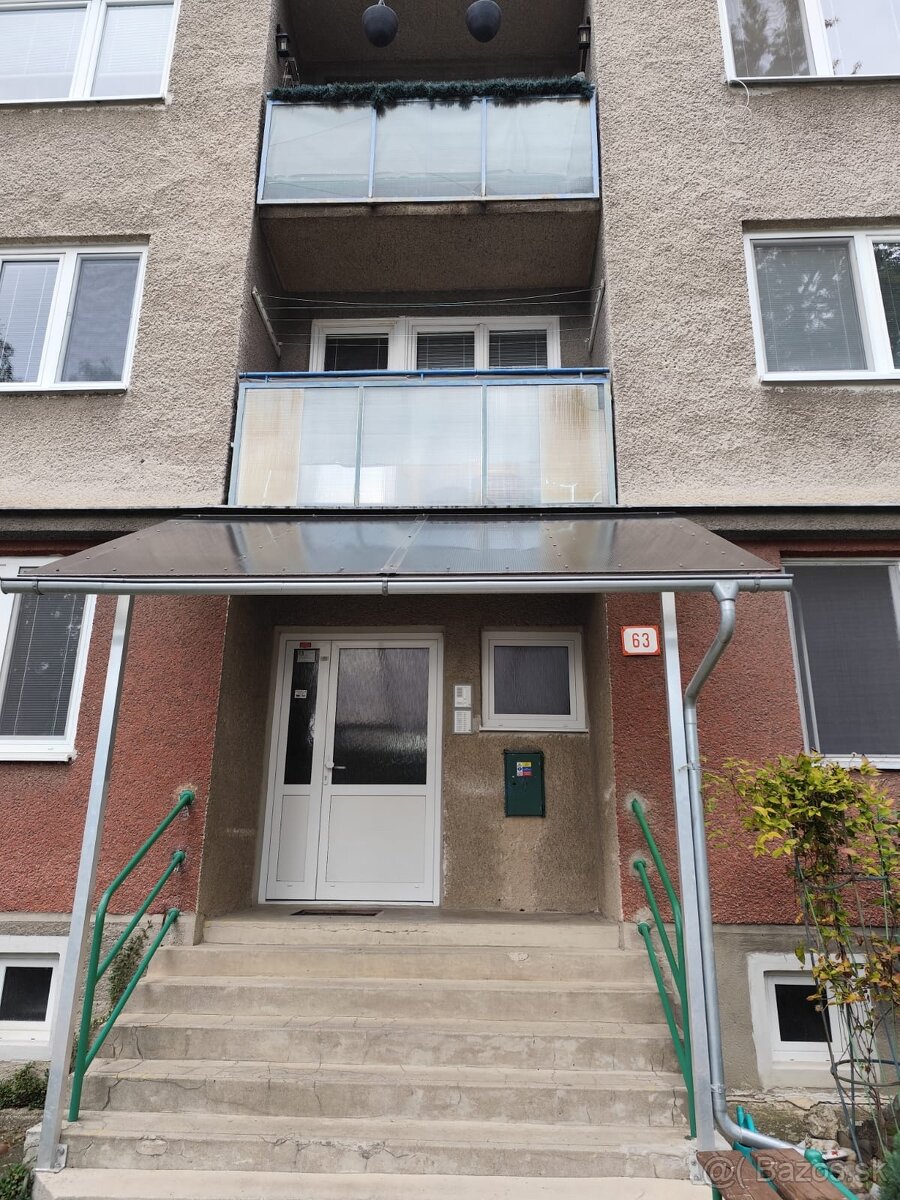 Krásny prerobený 2 izbový byt na prenájom - CENTRUM - 8