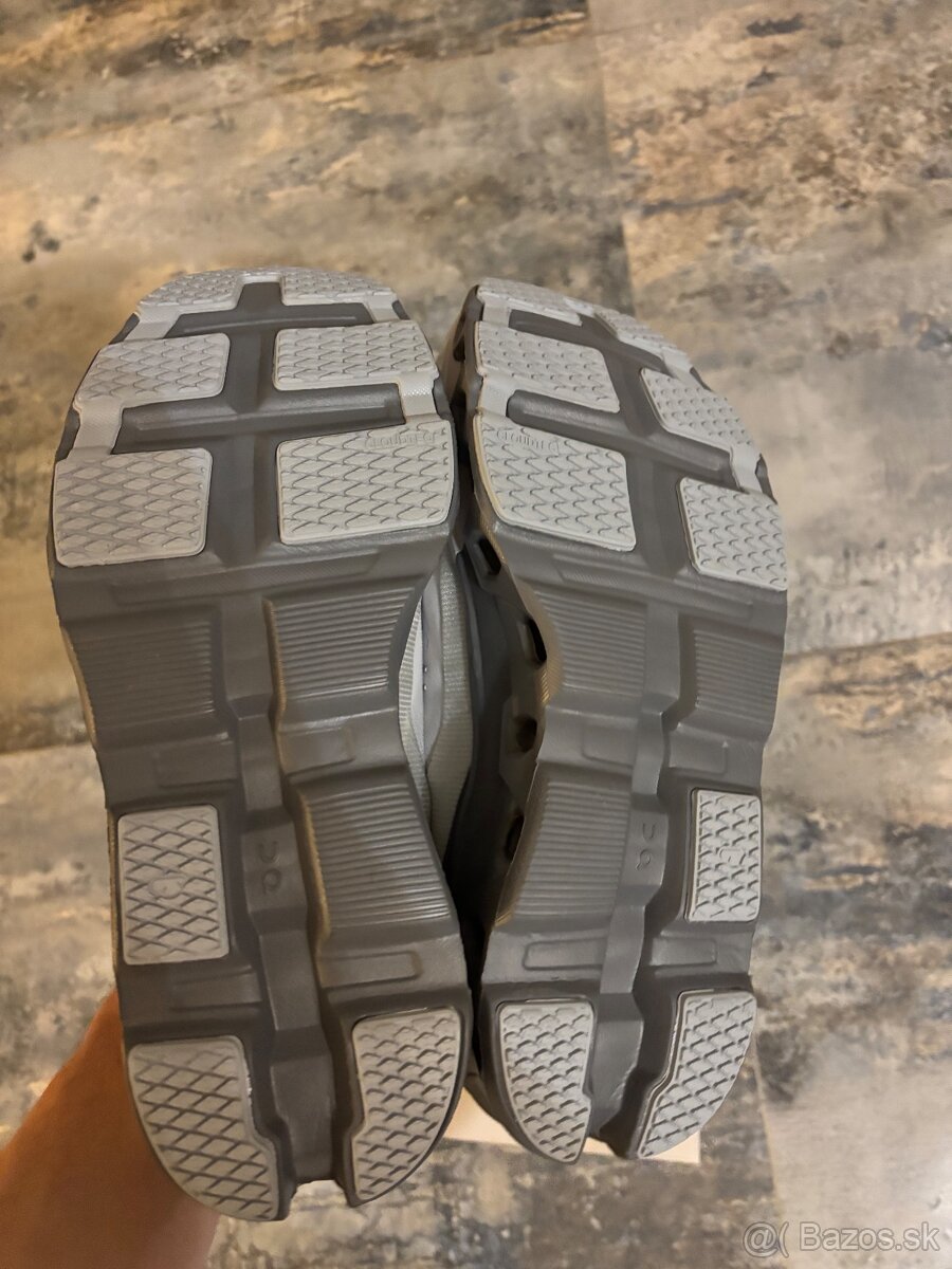 Tenisky ON Cloud - 8