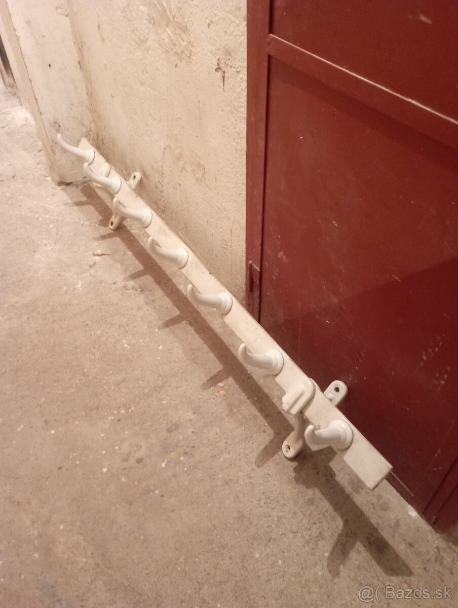 Starožitné mäsiarske háky. Vešiaky - 8