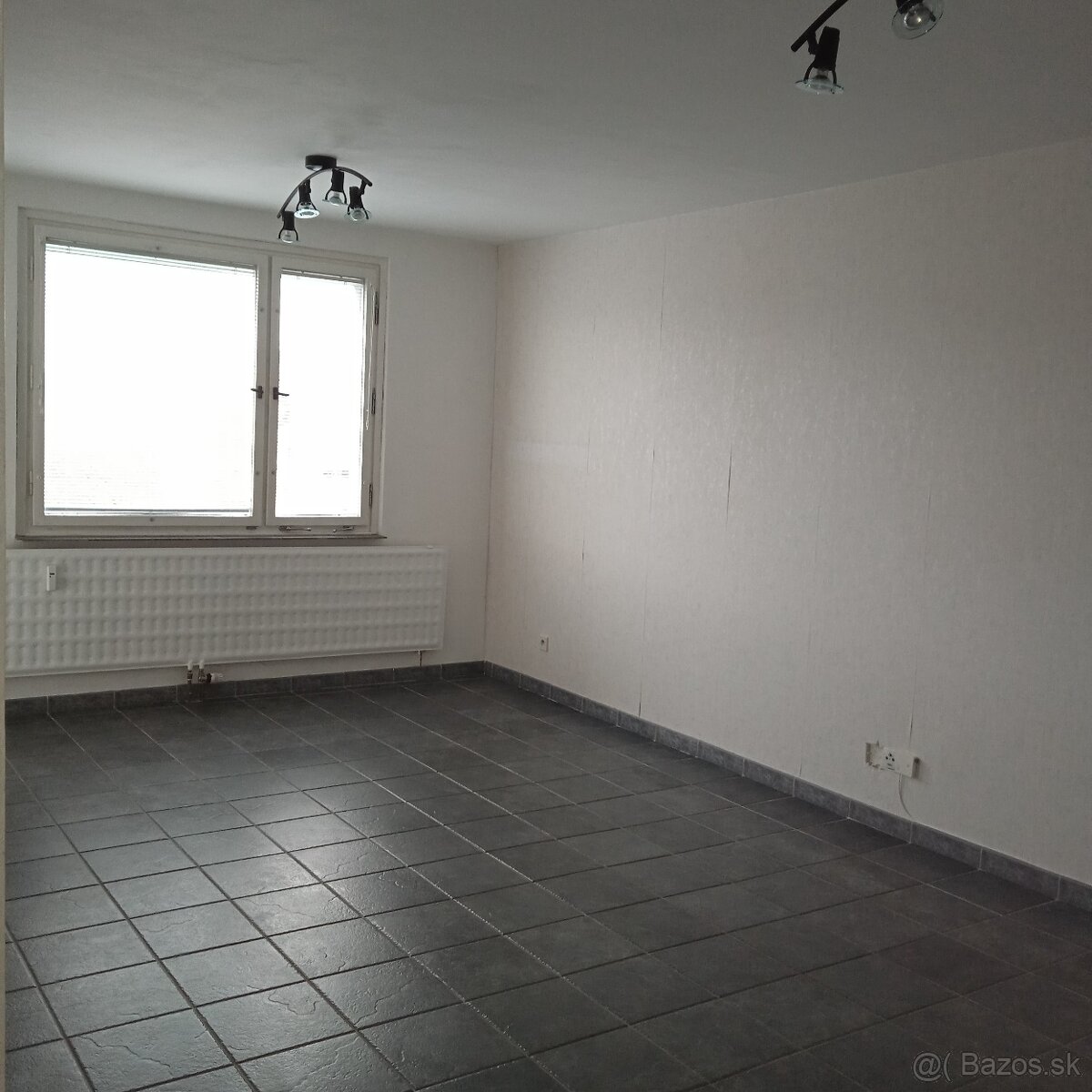 3 - izbový Bauring, stará Sásová, Banská Bystrica - 8