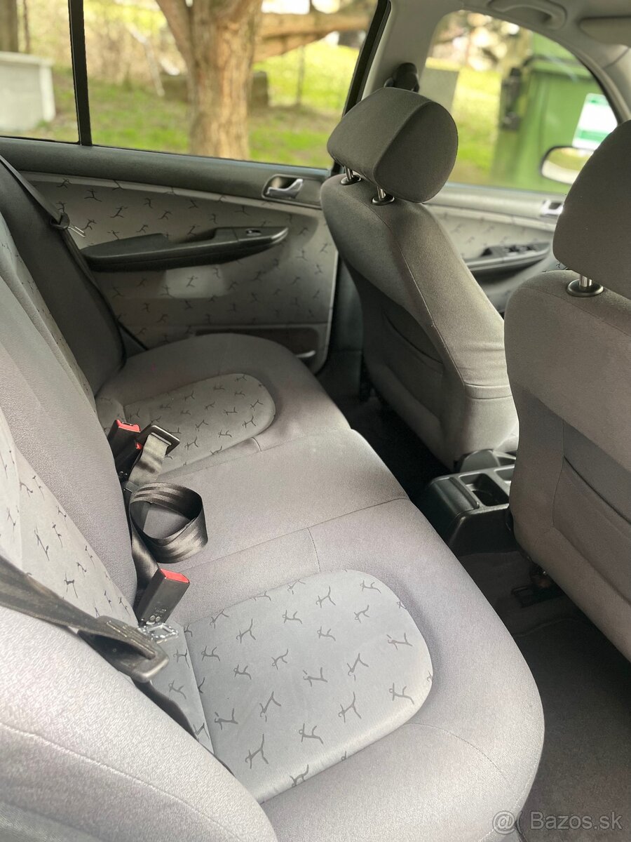 Škoda Fabia 1.4 16v. 74kW 2003 - 8