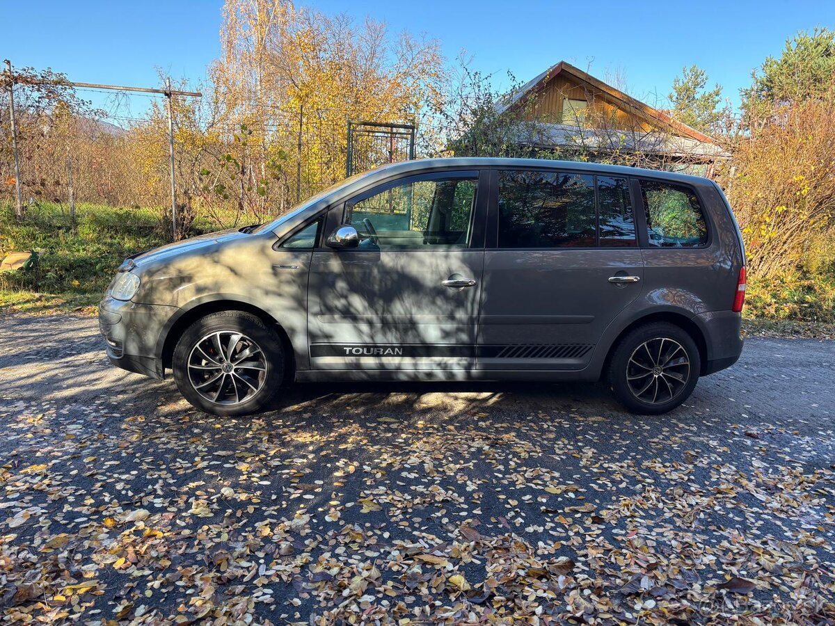 Volkswagen Touran 1.9 TDI 77 kW – DSG - 8