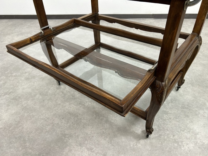 stolík na kolieskach v rokokovom štýl - 8