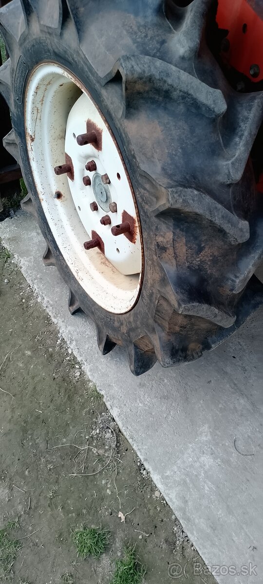 Predam malotraktor kubota l2202dt 4x4 - 8