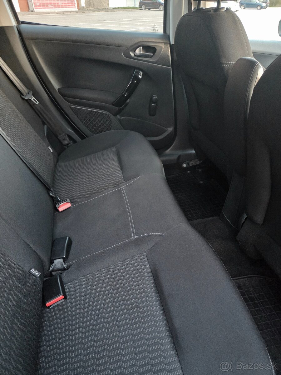 Peugeot 208 1,2 PureTech Style - 8