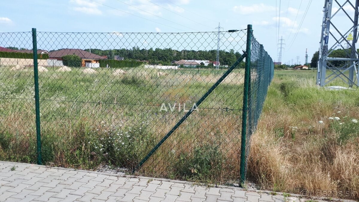 NA PREDAJ: nové záhradky v lokalite Kamenný Mlyn Za traťou - - 8