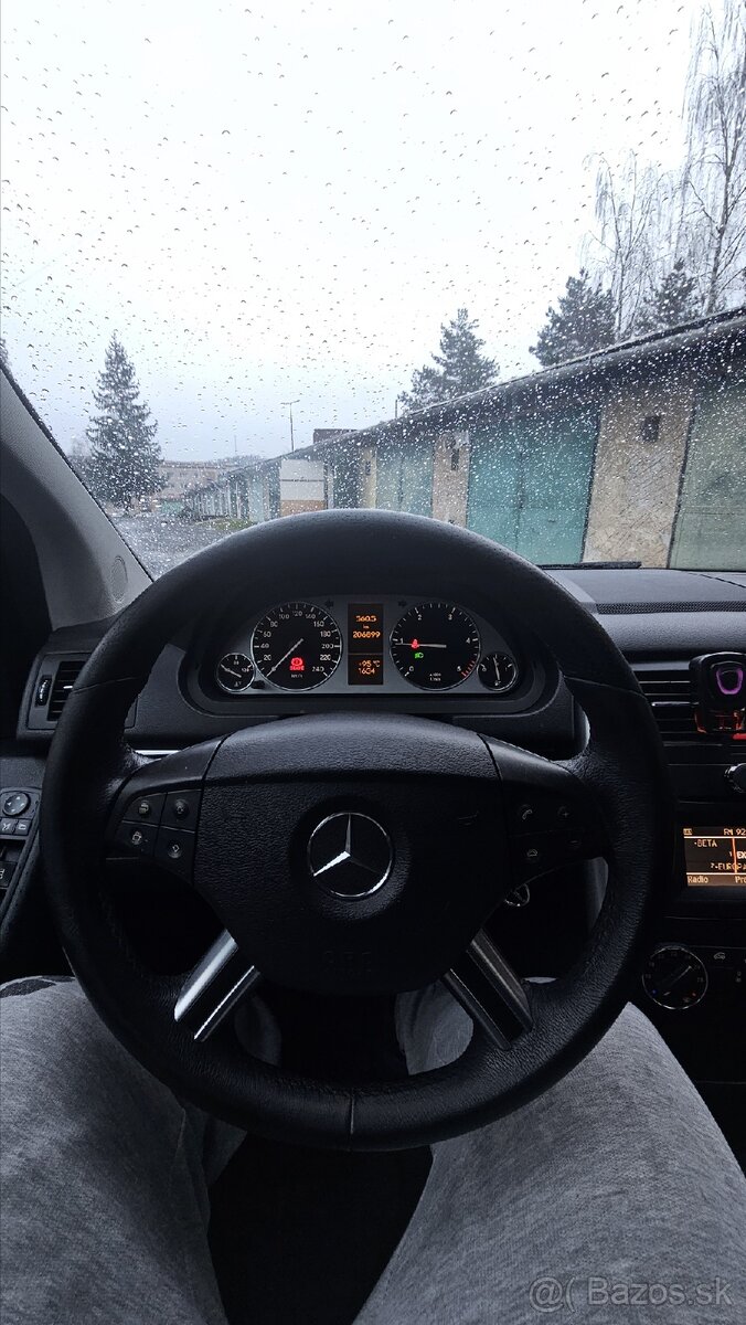 Mercedes-Benz B180 CDI - 8