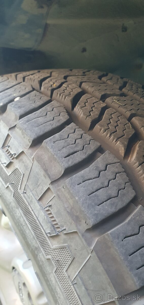 Hyundai Galloper Exceed 3.0i V6 - 8