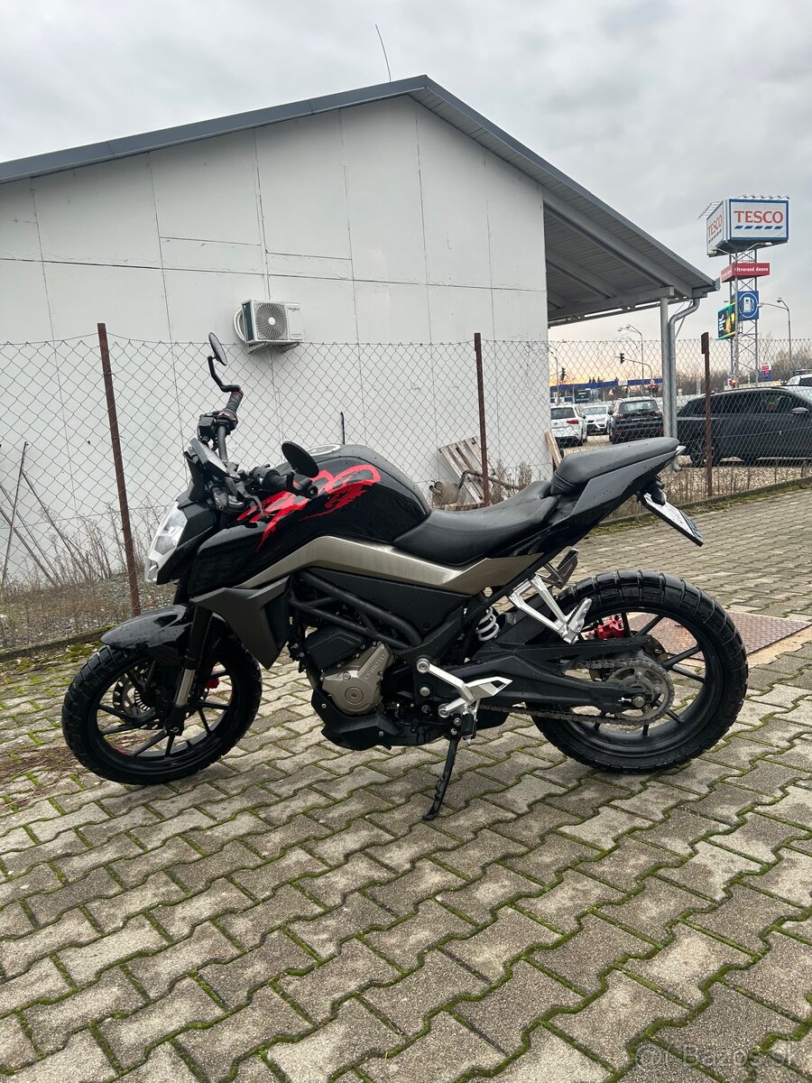 Cf moto 300 NK - 8
