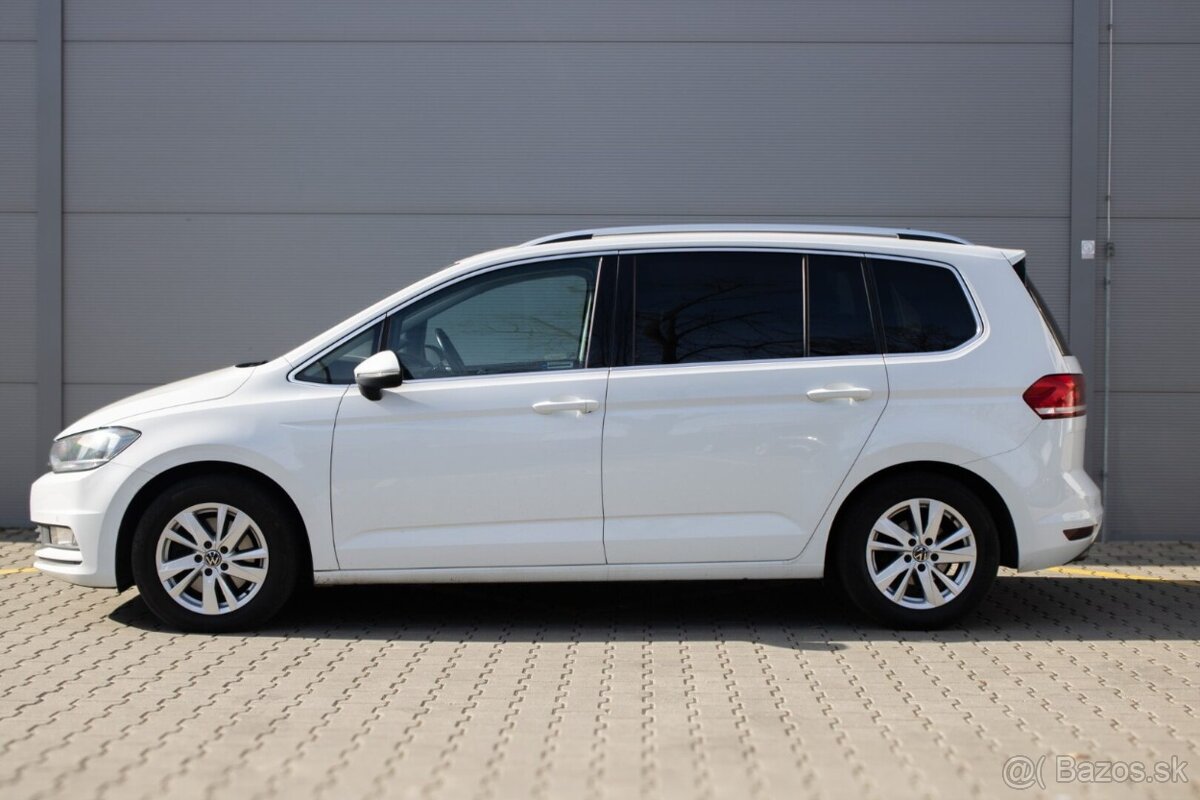 VW Touran Hi-line 100% stav - 8