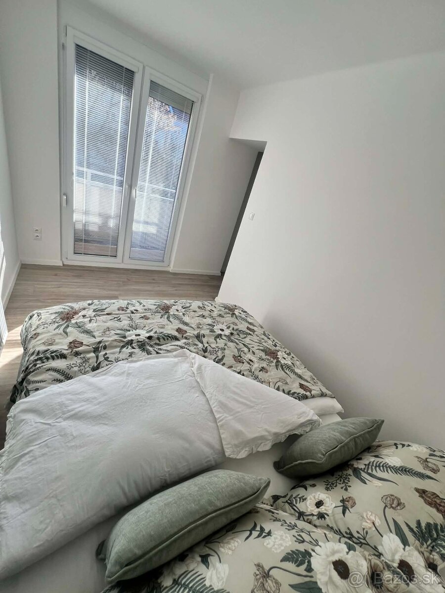 Moderné bývanie v KOMÁRNE - KRÁSNY 2 IZBOVÝ BYT NA PREDAJ - 8