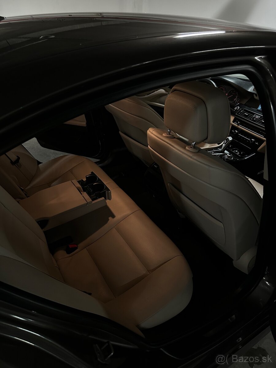 BMW F10 520d - 8
