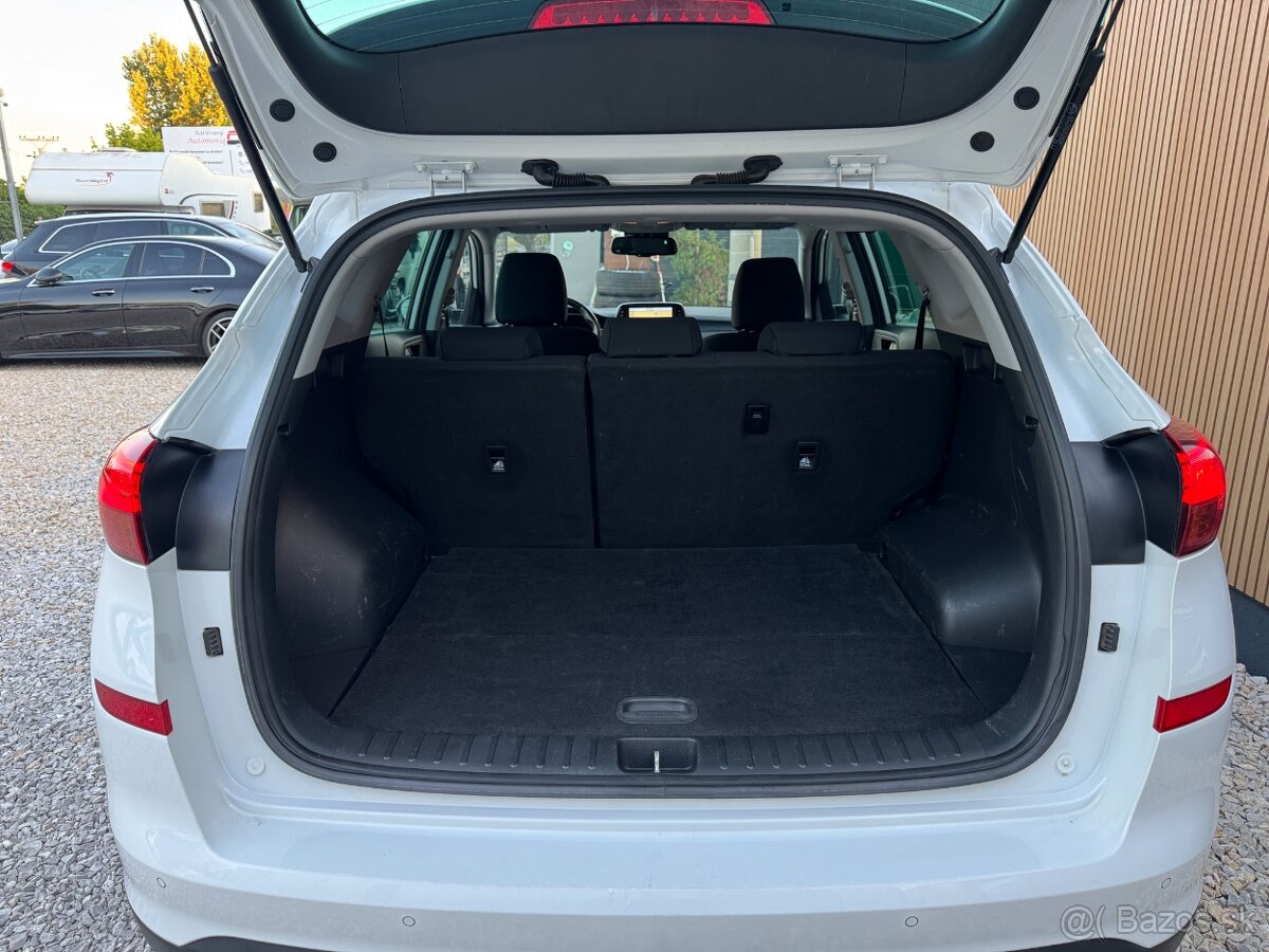 Hyundai Tucson 1.6 Style 4x4 Automat Facelift, 1. Majitel - 8
