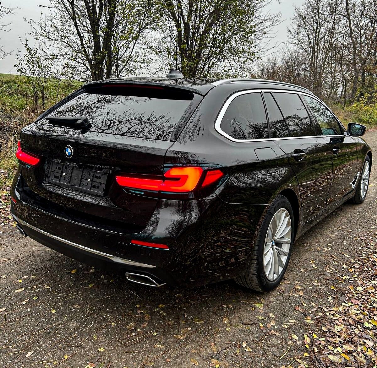 BMW 518D TOURING LUXURY LINE 108TISIC KM FULL LED 360°KAMERA - 8