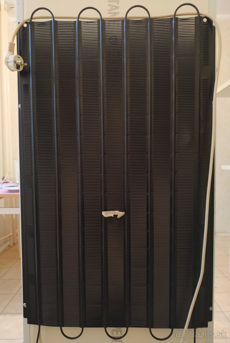 Chladnička s malou mrazničkou Indesit - 8