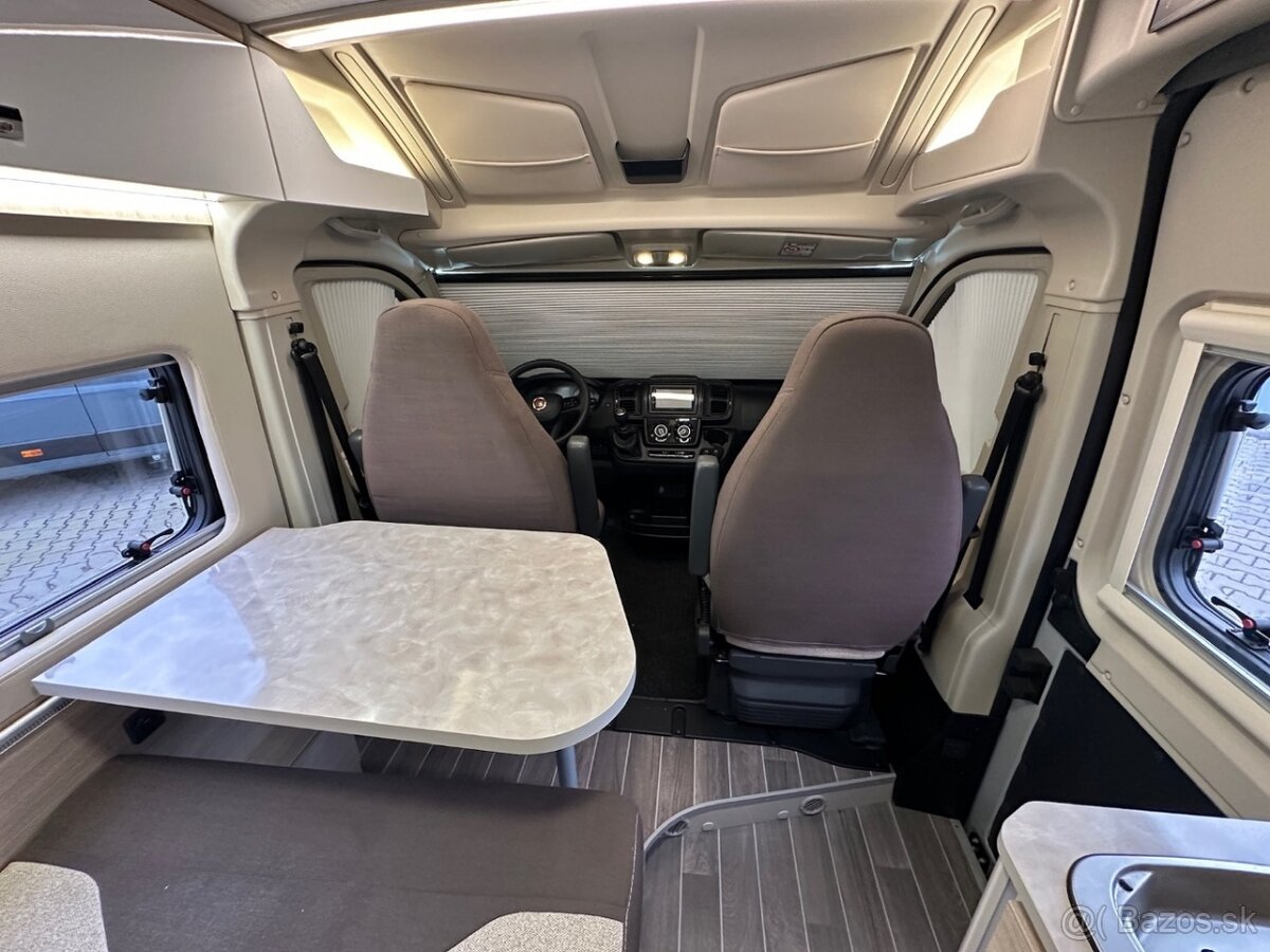 Forster 599 HB Zvedací střecha 2025 - 8