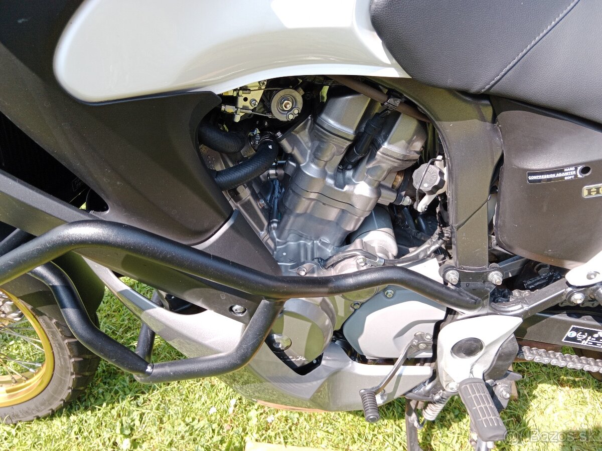 Predám Honda Transalp 700 - 8