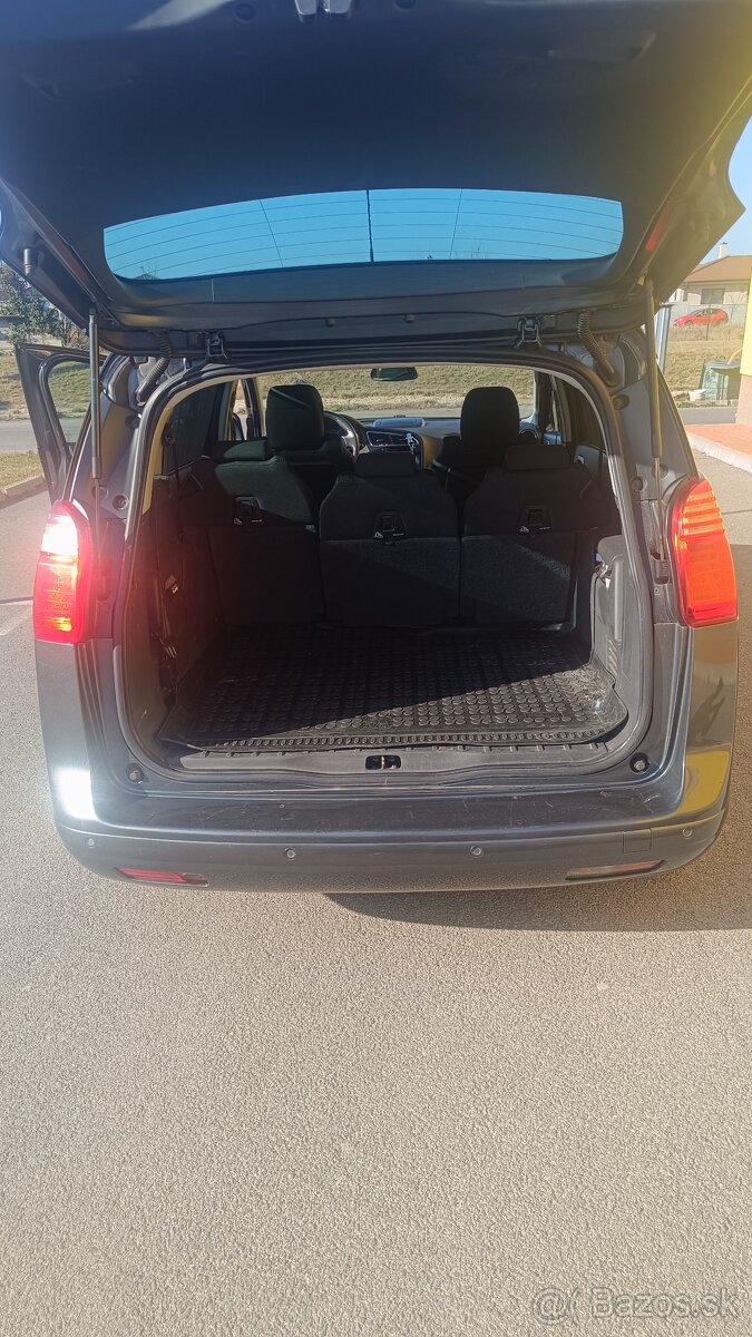 Peugeot 5008 2.0 HDI - 8