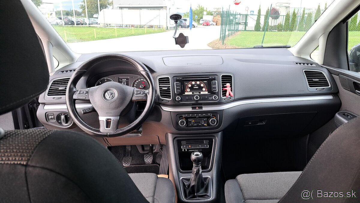 VW Sharan 2.0TDi 103kW CR 7miest - 8