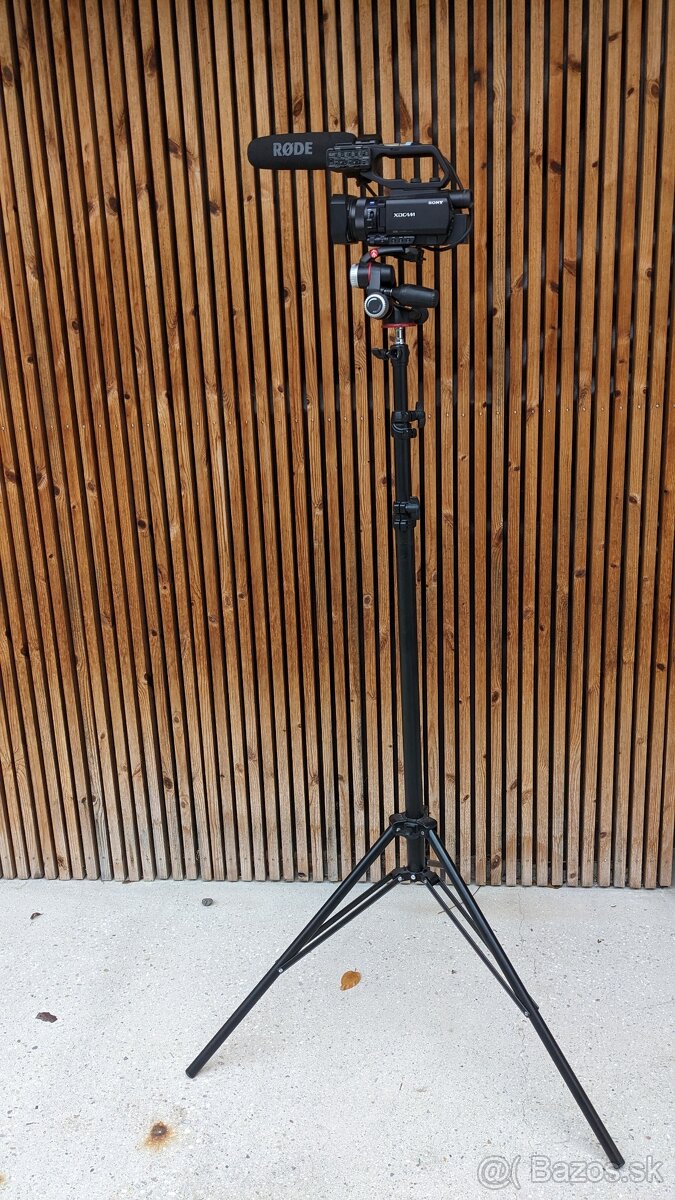 SONY PXW-X70, statív, Manfrotto MHXPRO-3W, RODE NTG3 - 8