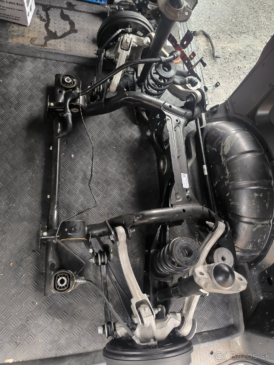 NÁHRADNÉ DIELY ID.3 - 8