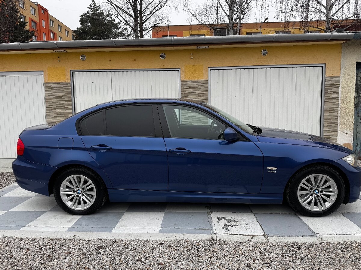 Predám BMW 320xd E90 LCI 4x4 - 8
