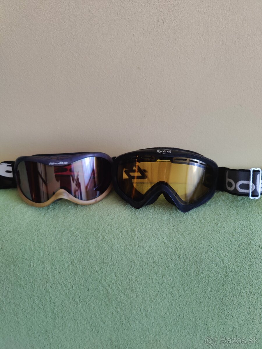 lyžiarská bunda, okuliare a rukavice - 8