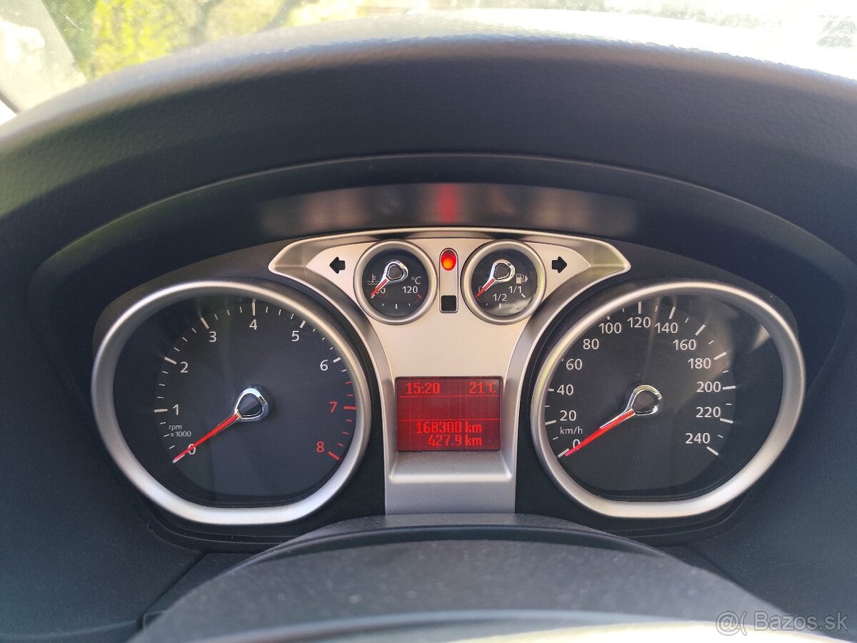 Ford Focus 1.6i 85kw MK2 facelift - 8