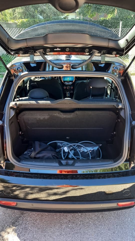 Predám Mini Cooper E SE Elektro 184 Koní 2021 - 8