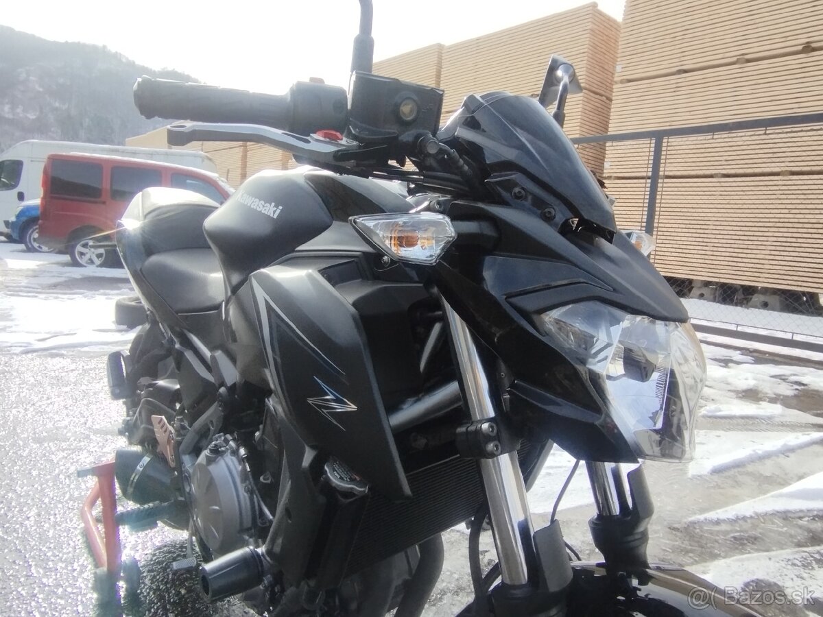 Kawasaki Z 650 2018 - 8