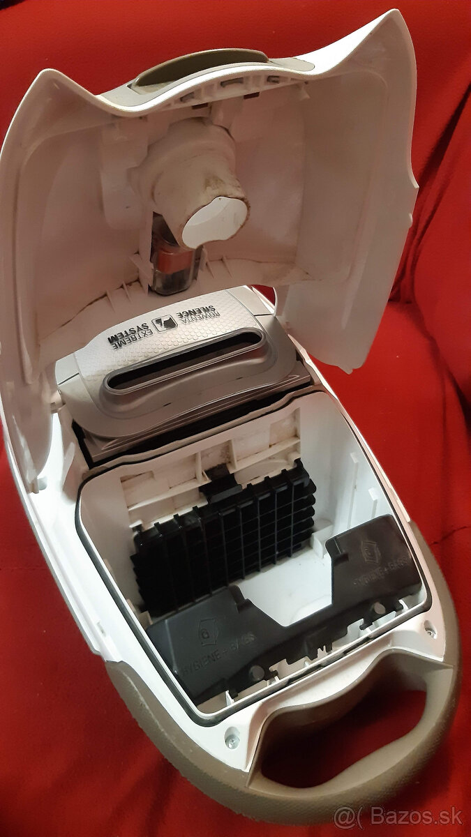 Predám vysavač Rowenta model: RO6477A funkčný. - 8