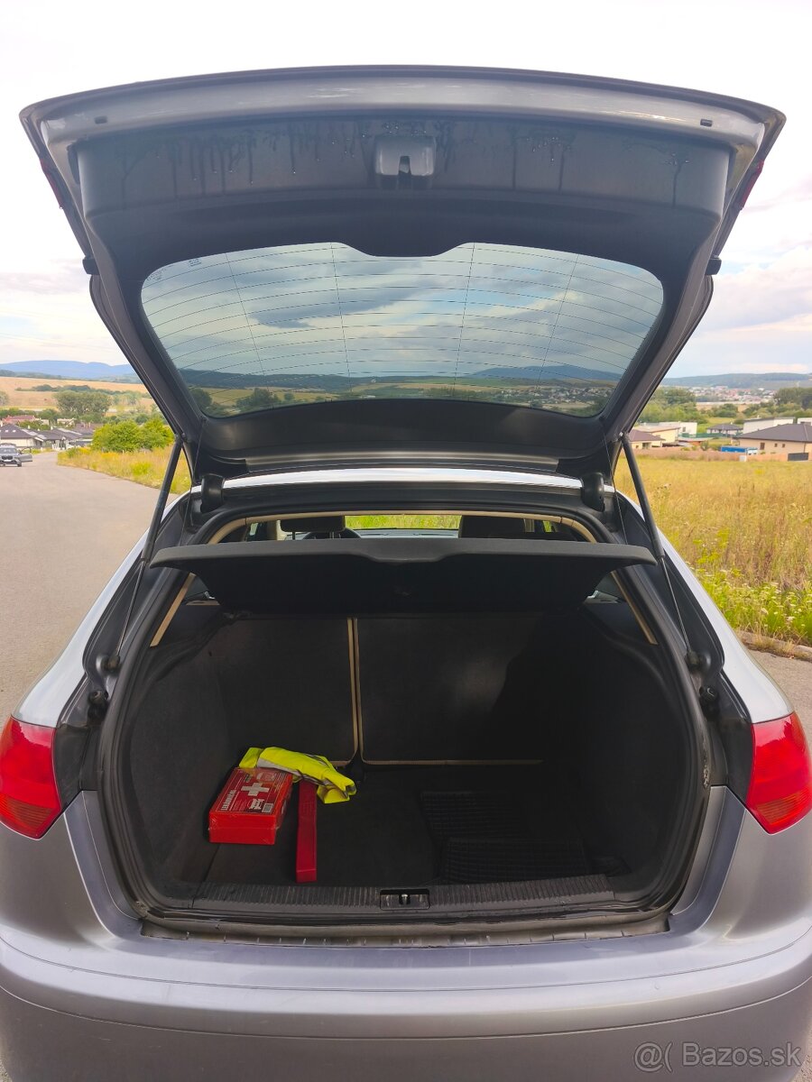 Audi A3 1,6 benzín manuál - 8