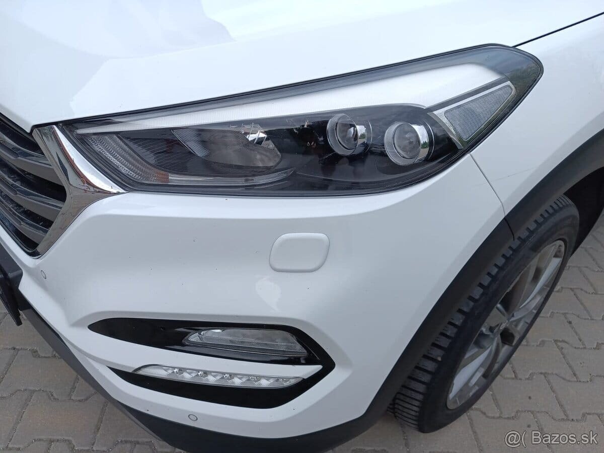 HYUNDAI TUCSON 2.0 CRDI 4x4 - 8