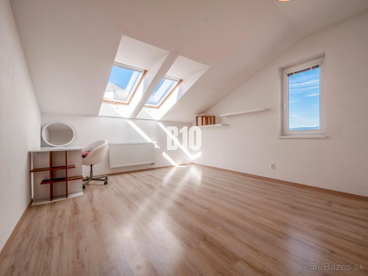 REZERVOVANÉ - VÝHĽAD NA KARPATY V 3IZBOVOM BYTE V SLOVENSKOM - 8