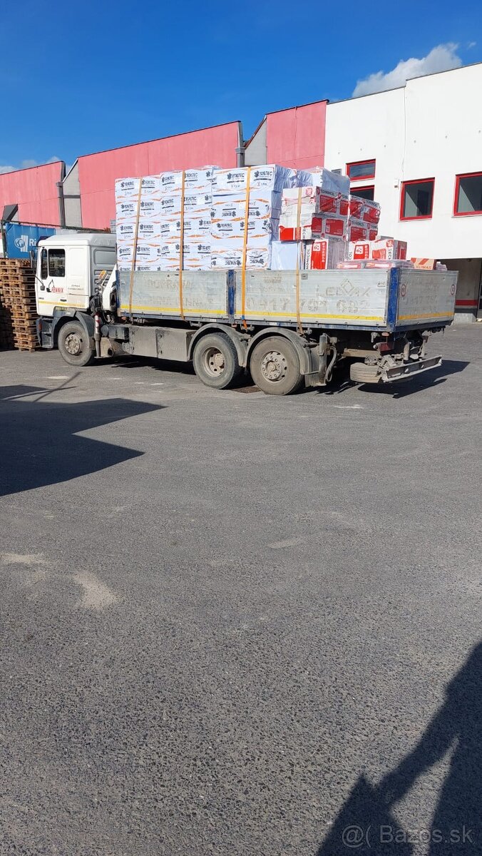 Autodoprava s hydraulickou rukou a vyklápač - 8