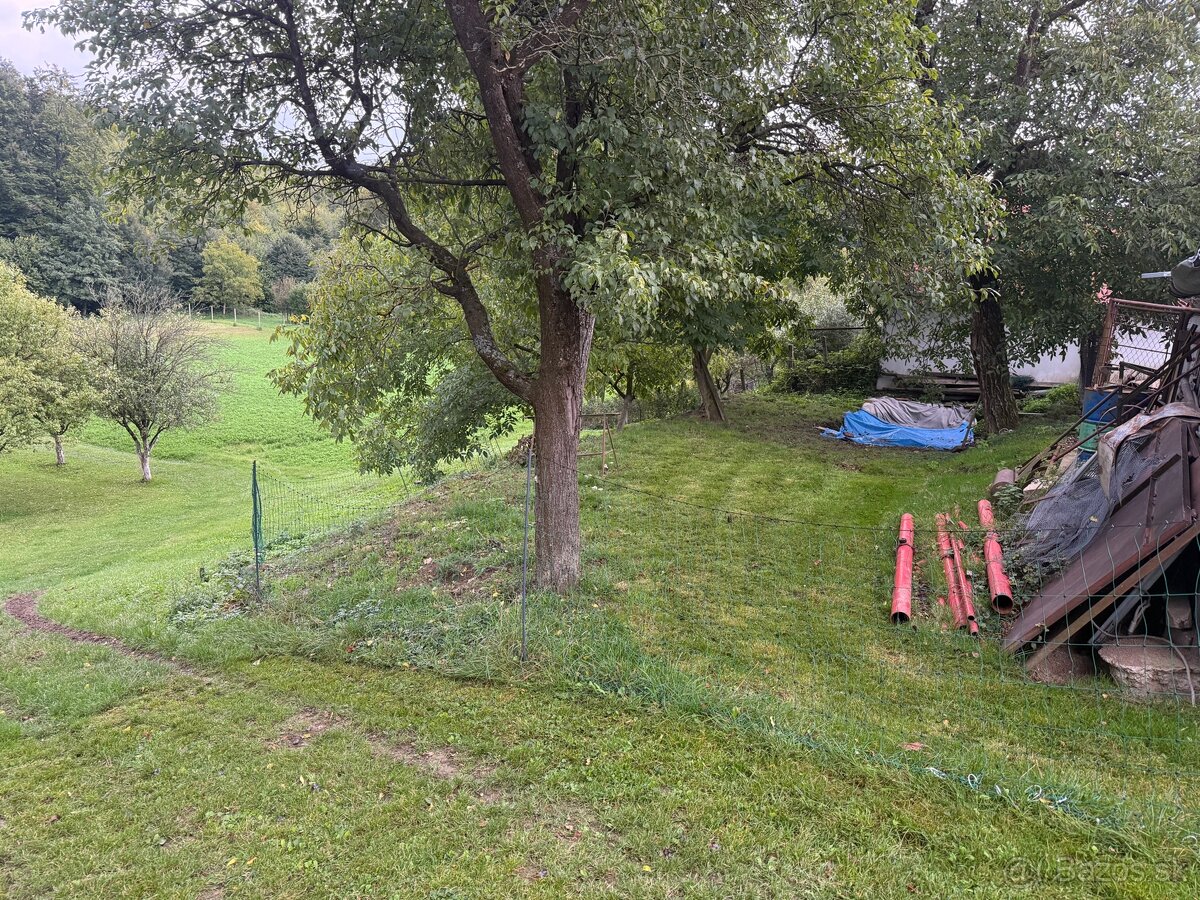 Stavebný pozemok so stodolu - 8