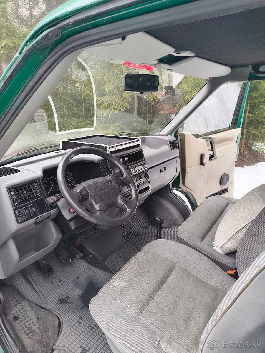 Volkswagen Transporter T4 2.4D - 8