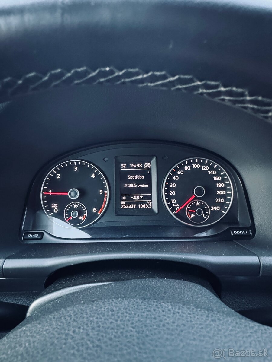 Volkswagen Touran TDI Xenon - 8