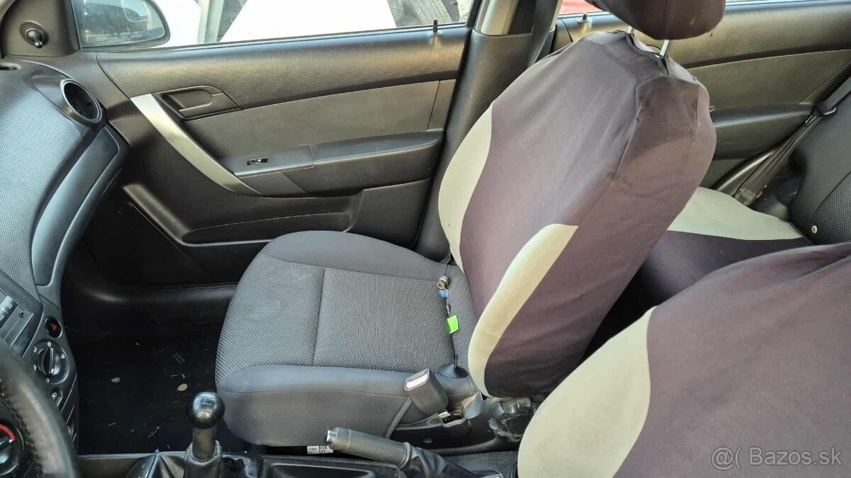 Chevrolet Aveo 1,2i 53kw - 8