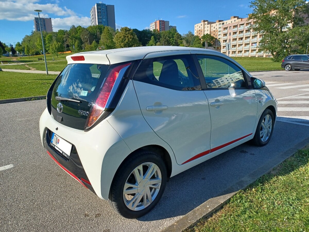 Aygo - 8