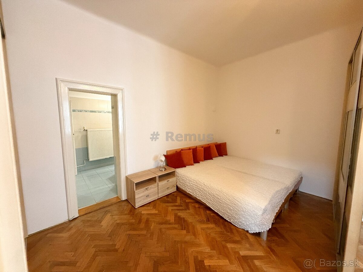 Nájom 3-i.bytu, balkón–Bratislava,Staré Mesto - 8