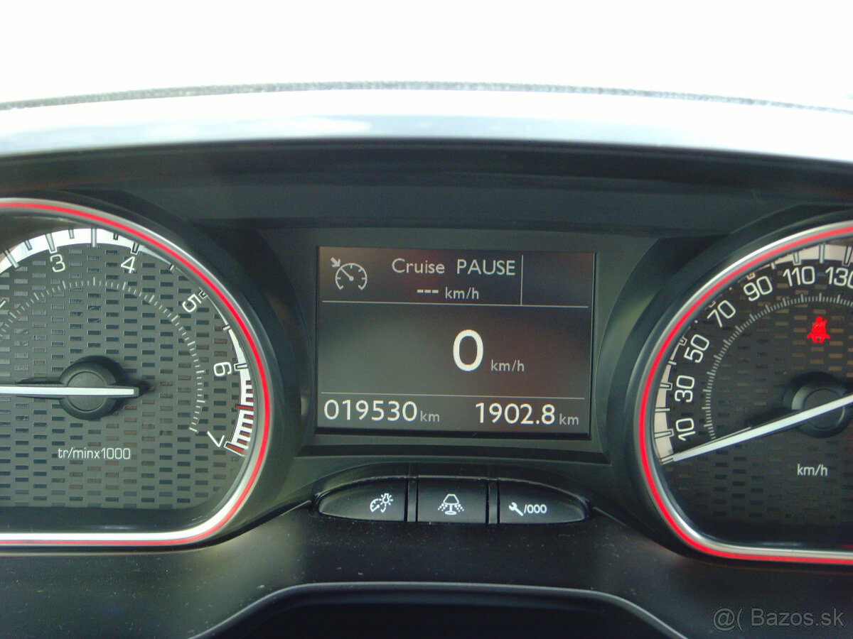 PEUGEOT 208 GTi, r.v. 9/2013, 200 koní, len 20.000 km - 8