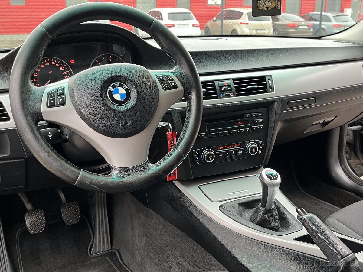 BMW E91 318d r.v. 2006 - 8